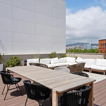 Daire Modern Oasis 1br With Rooftop Pools & Parking *