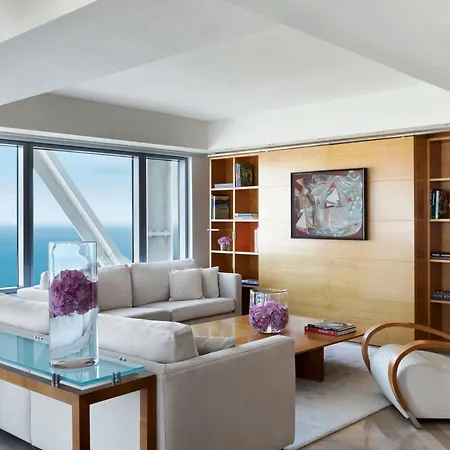 Hotel Arts