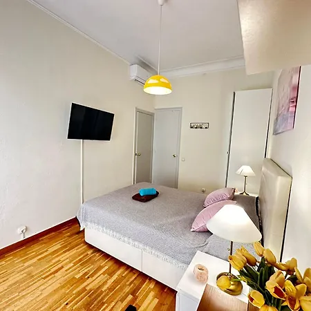 Aribau Bed & Breakfast *