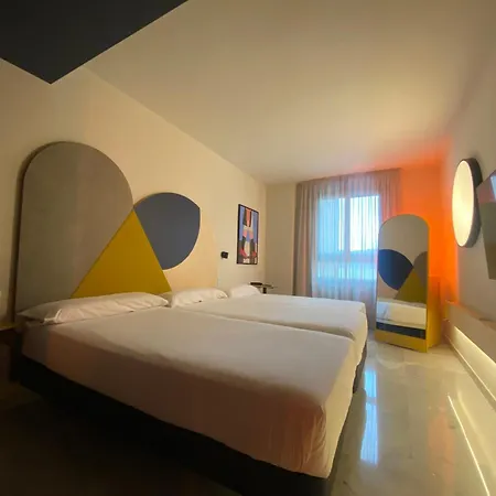 Hotel Onix Fira