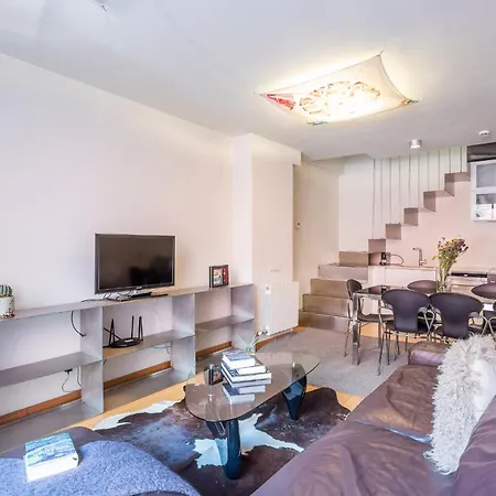 Apartament My Space Emirates - Fully Equipped Near The With Shared Pool *
