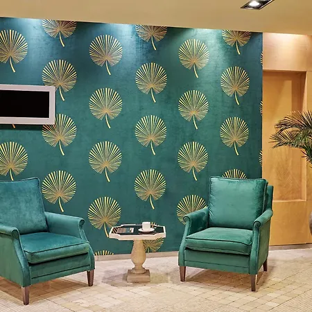 Hesperia Presidente Hotel 4*