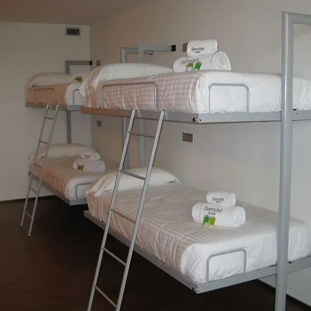 Hostel Residencia Deportiva Sercotel Barcelona Sailing Sant Adria de Besos