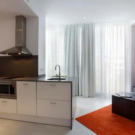 Fisa Les Corts Apartamento *