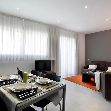 Apartamento Fisa Les Corts Barcelona