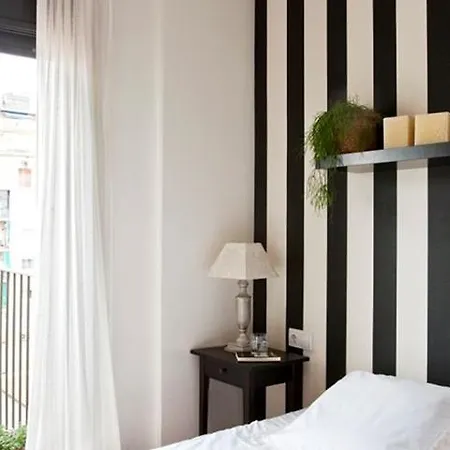 Apartamento Ainb Eixample Entenza *