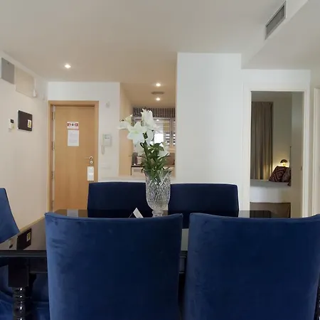 Hotel apartamentowy Splendom Pau Claris