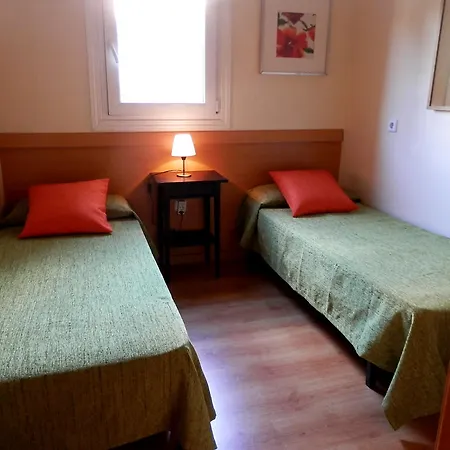旅馆 巴塞罗那中央花园旅馆 *