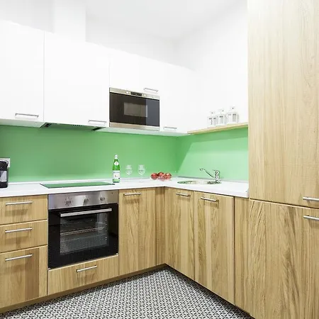 Aspasios Urquinaona Appartement