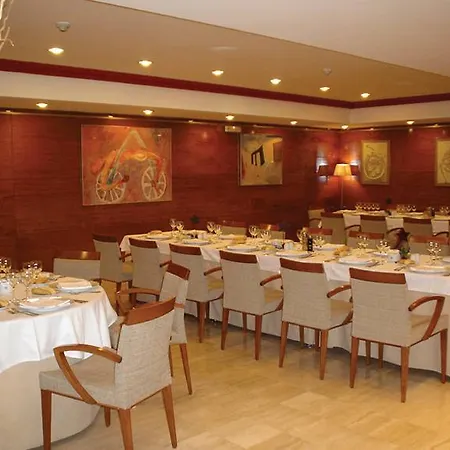 Nh Eixample Hotel 3*