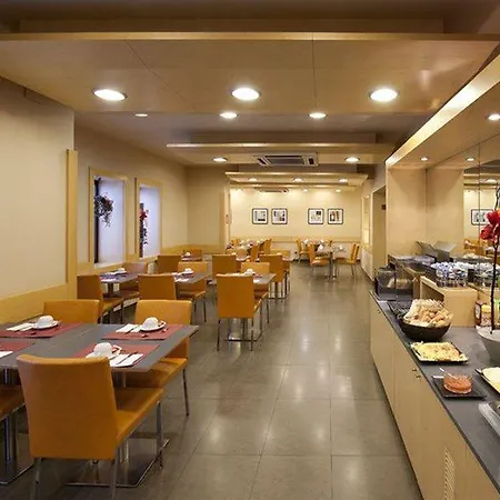 Via Augusta Hotel