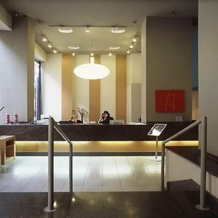 Sagrada Familia Hotell