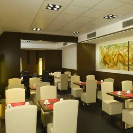 Colonial 4* Барселона