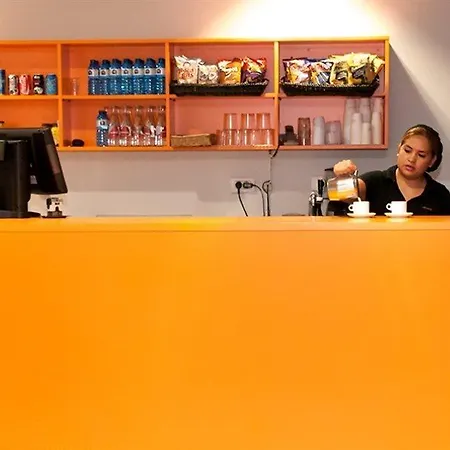 Pere Tarres Hostel *