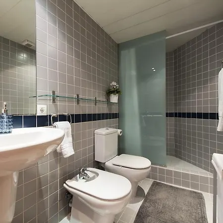 דירה Sibs Bcn- Balmes- Romantic Citycentre Beautiful *