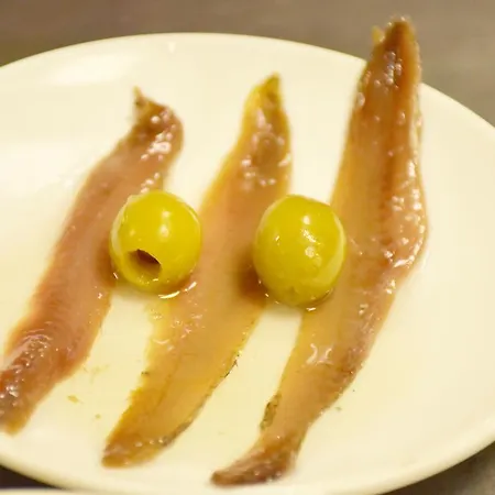 ゲストハウス オスタル オリヴェタ