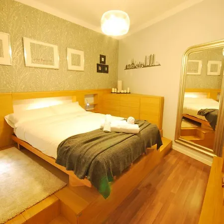 Gaudi Sdb Barcelona
