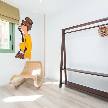 Ainb Ramblas-colon Appartement