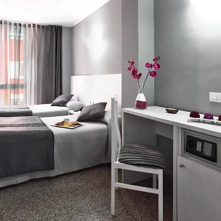 Hotel Nuevo Triunfo 2*