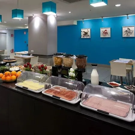 Hotell Sagrada Familia 3*