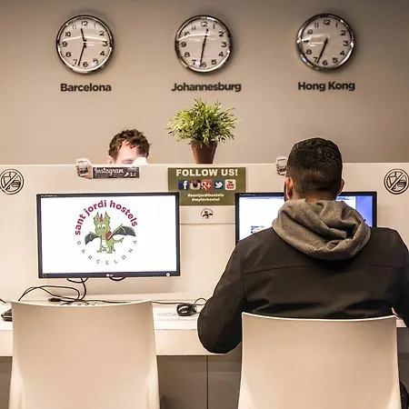 Hostel Sant Jordi Sagrada Familia Barcelona