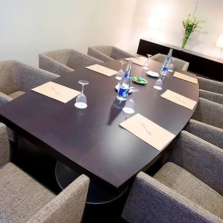 Hotel Nh Sants 4*