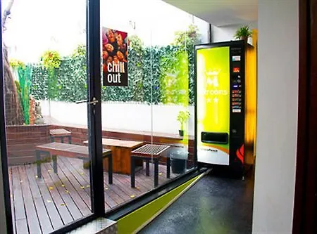 Raval Botella Private Hostel Barcelona
