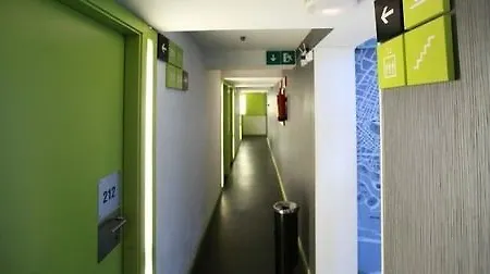 Hostel Raval Botella Private *