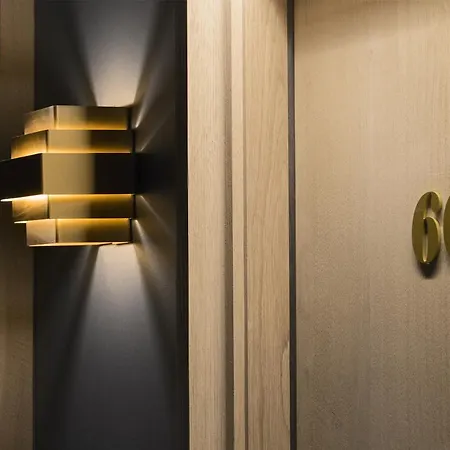 Hotel Yurbban Trafalgar
