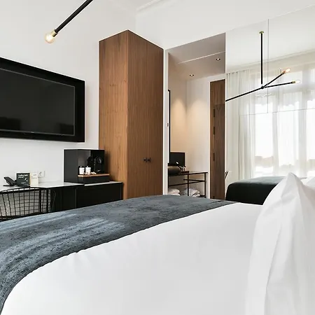 Hotel Yurbban Passage & 4*