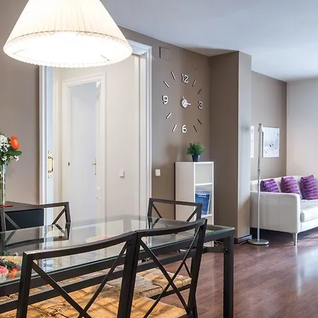 Be Eixample Urquinaona Ii Apartment