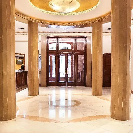 Astoria Hotel
