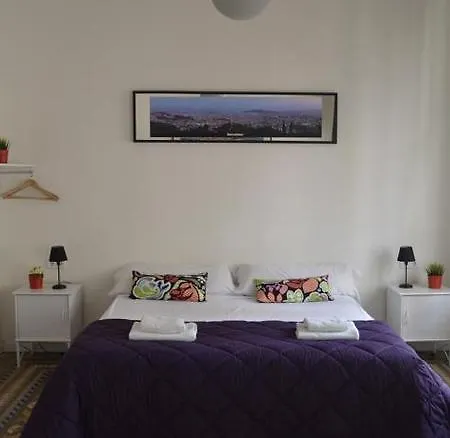 360 Borne Hostal