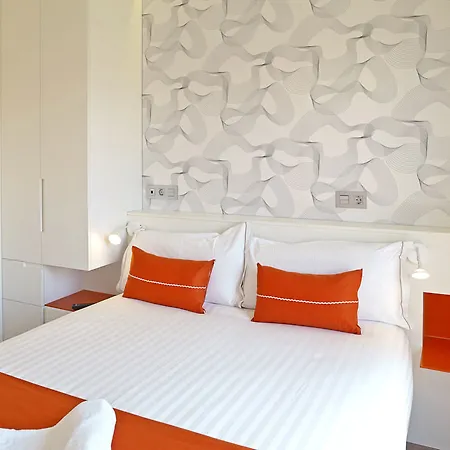 Hostemplo Sagrada Familia Penzion 3*