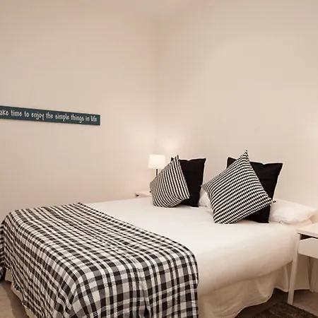 Rent Diagonal-aribau Hotel Barcelona