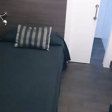 达莉亚兰布拉酒店 酒店
