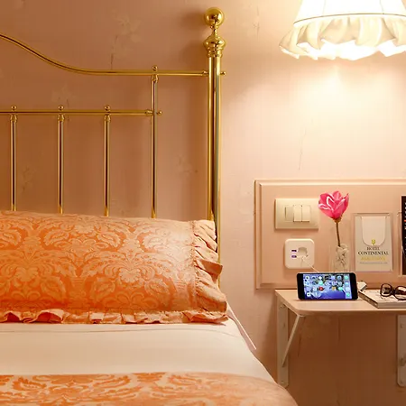 Continental Hotel 3*