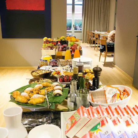 Hotel Ambit