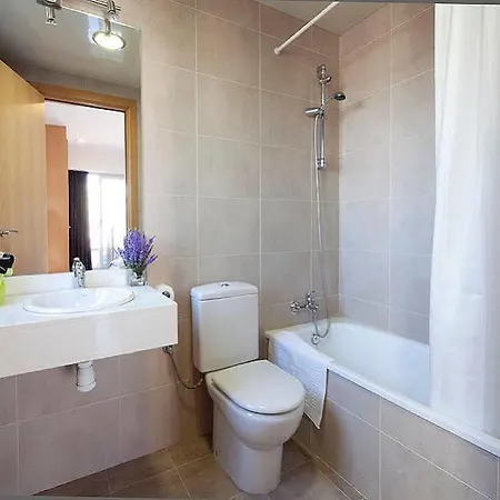 Hotel Charm Paralel 2*