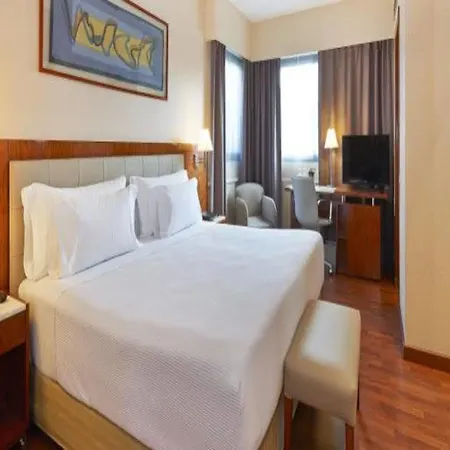 Nh Entenza Hotel