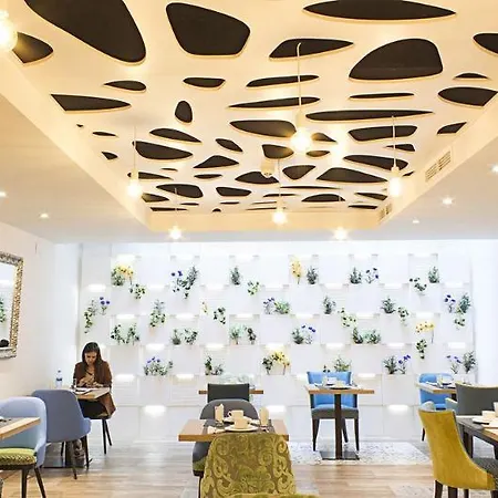 Hostemplo Sagrada Familia 3* Barcelona