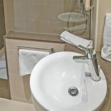 Hostemplo Sagrada Familia 3* Barcelona
