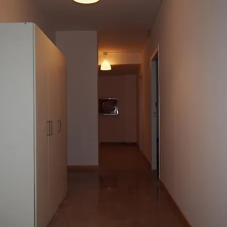 Rent 10 * バルセロナ