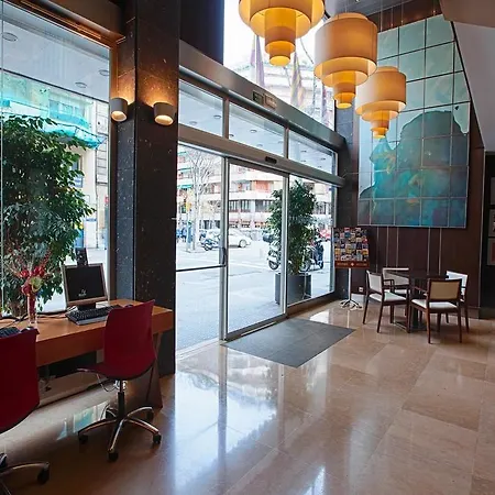 Hotell Evenia Rocafort 3*