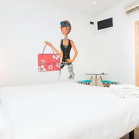 Ainb Ramblas-colon Appartement