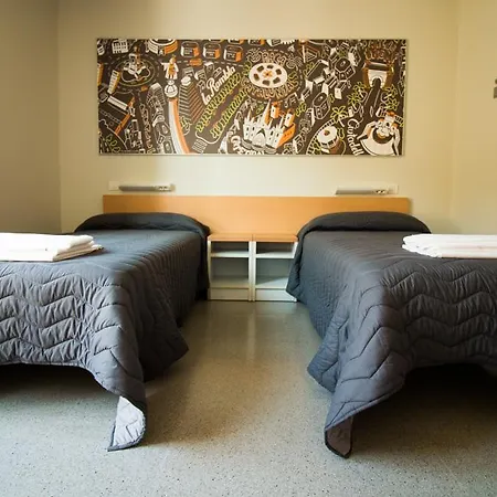Pere Tarres Hostel *