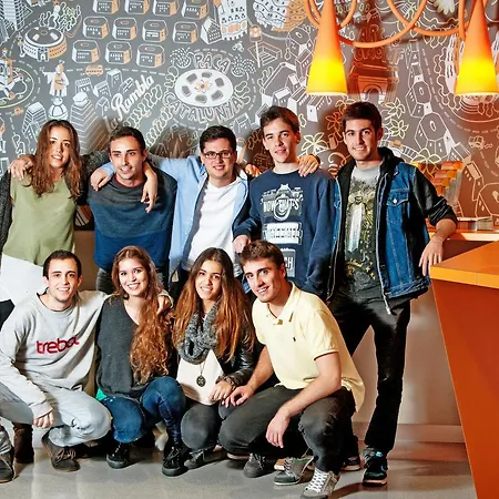 Hostel Pere Tarres *