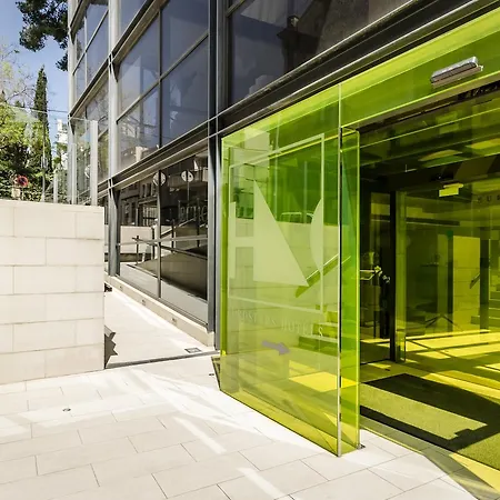 Ikonik Angli Hotel Barcelona