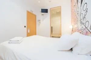 Ainb Ramblas-colon Appartement *