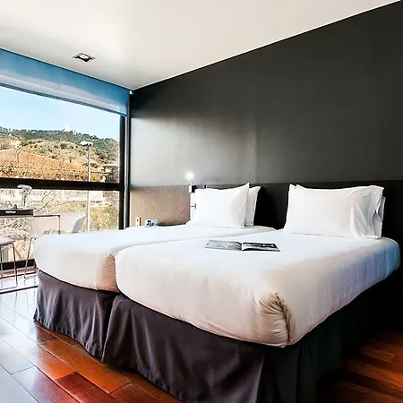 Ikonik Angli Hotel 4*